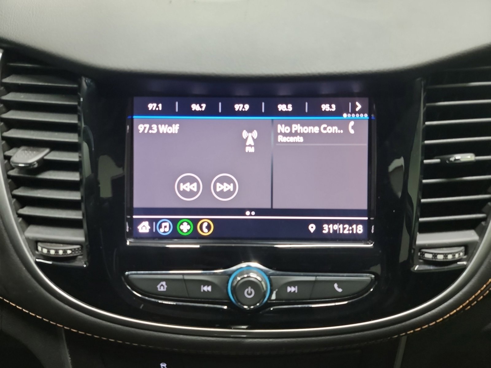 Used 2020 Chevrolet Trax LT w/ Driver Confidence Package image 22