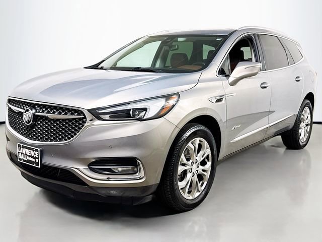 Used 2019 Buick Enclave Avenir w/ Avenir Technology Package FWD image 1