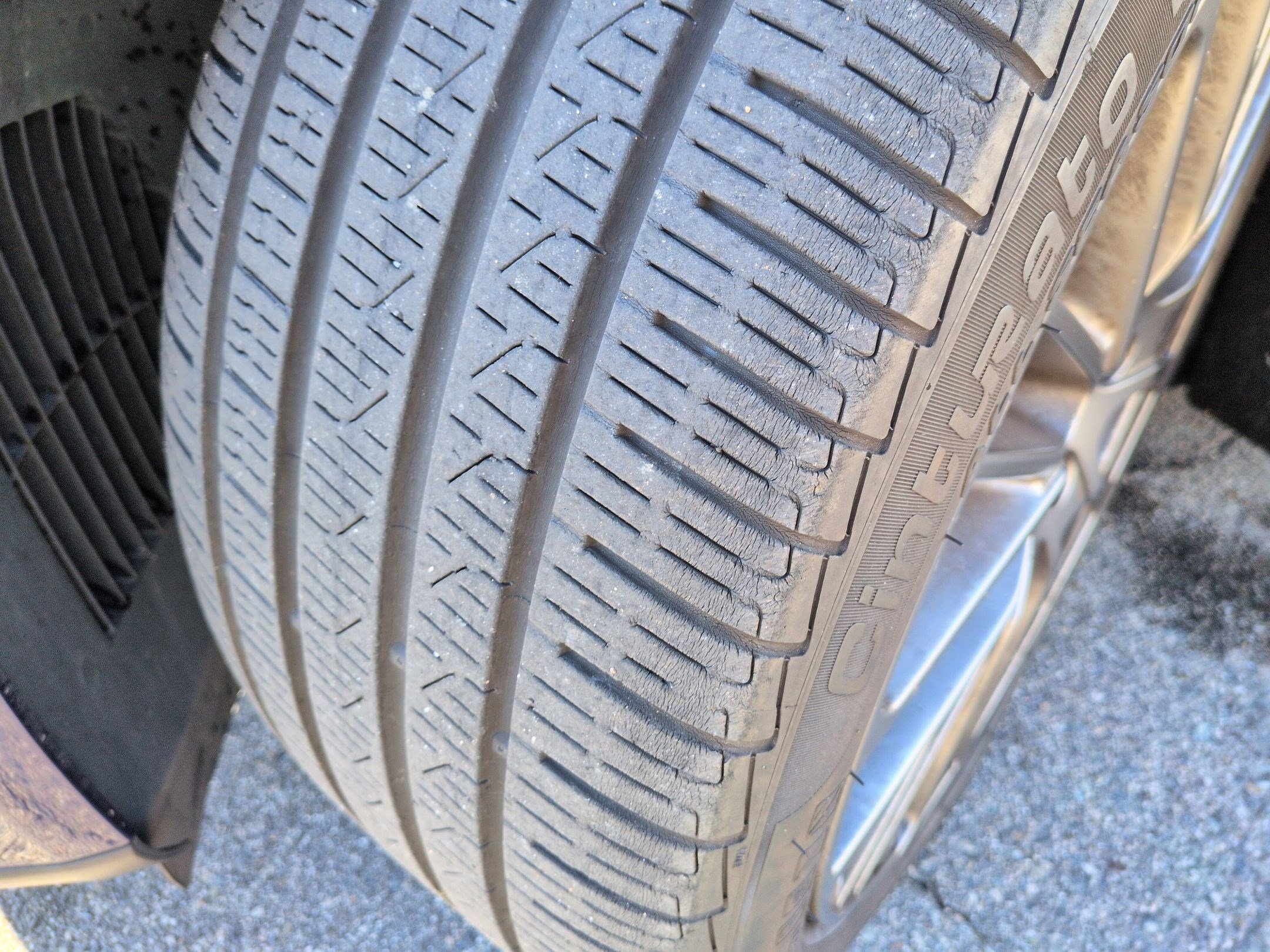 Used 2023 Porsche Panamera 4 image 12