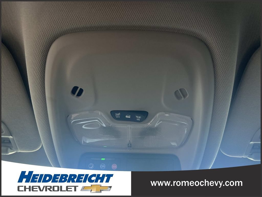Used 2023 Buick Encore GX Select w/ Sport Touring Package FWD image 24