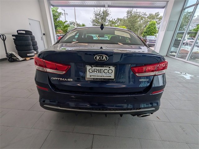 Used 2020 Kia Optima LX image 12