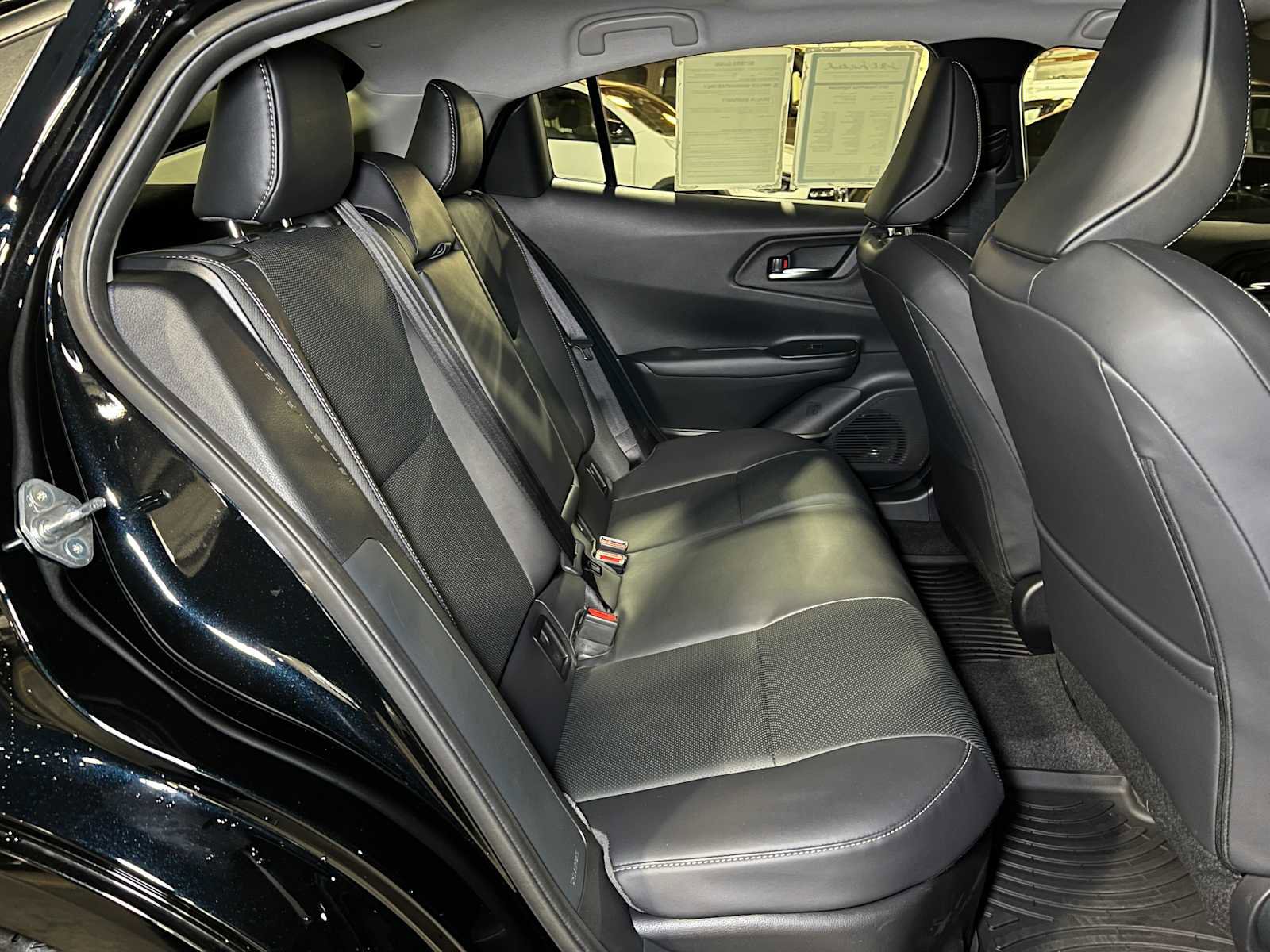 Used 2025 Toyota Prius AWD image 14