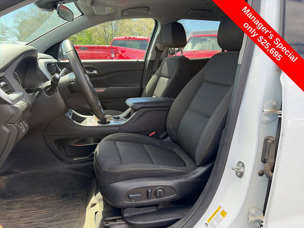 Used 2023 GMC Acadia SLE w/ Driver Convenience Package AWD/4WD image 15