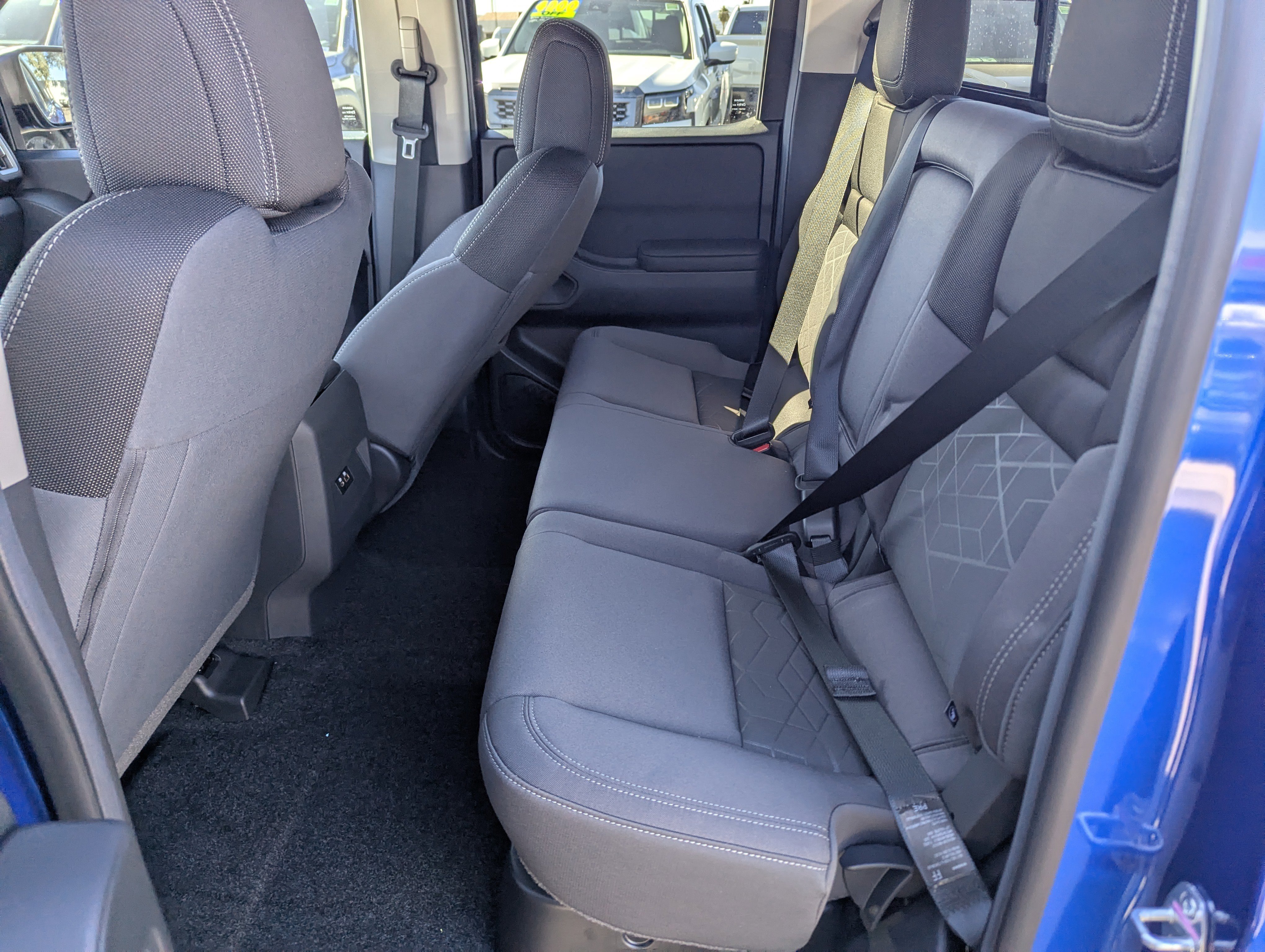 New 2026 Nissan Frontier SV image 9