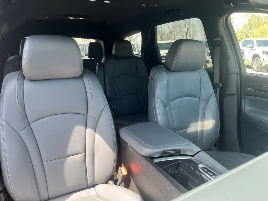Used 2022 Buick Enclave Essence w/ Trailering Package, 5000 lbs. AWD/4WD image 38