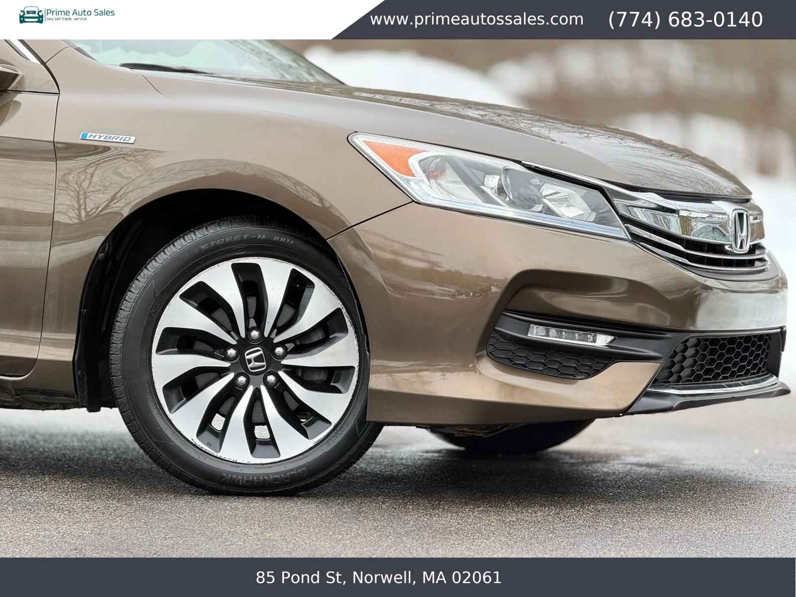 Used 2017 Honda Accord EX-L image 2