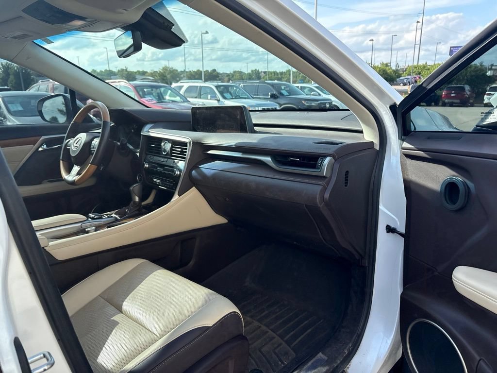 Used 2018 Lexus RX 450h AWD w/ Premium Package image 27