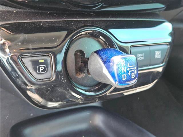 Used 2017 Toyota Prius Two w/ Prius Two Safety Plus Package FWD image 12