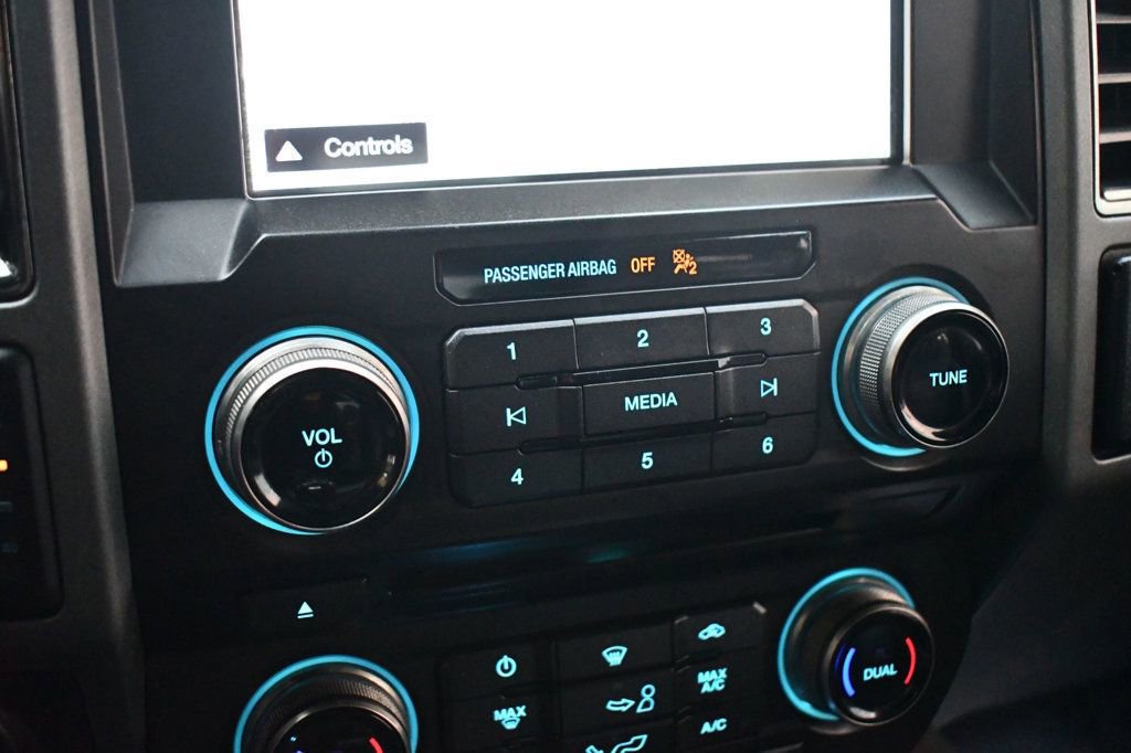 Used 2018 Ford F150 Raptor w/ Equipment Group 802A Luxury image 40