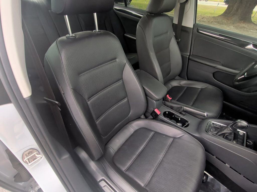 Used 2017 Volkswagen Jetta SEL FWD image 21