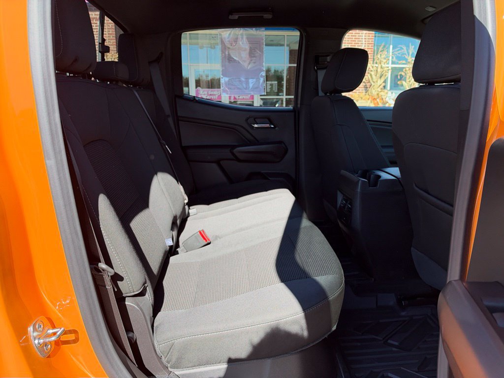 Used 2026 Chevrolet Colorado LT AWD/4WD image 43