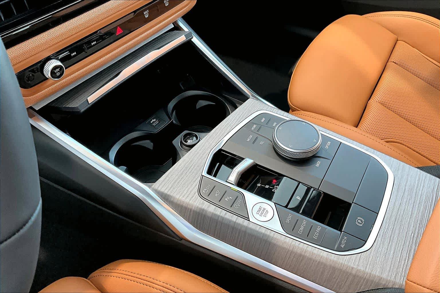 New 2026 BMW 330i Sedan w/ M Sport Package RWD image 8