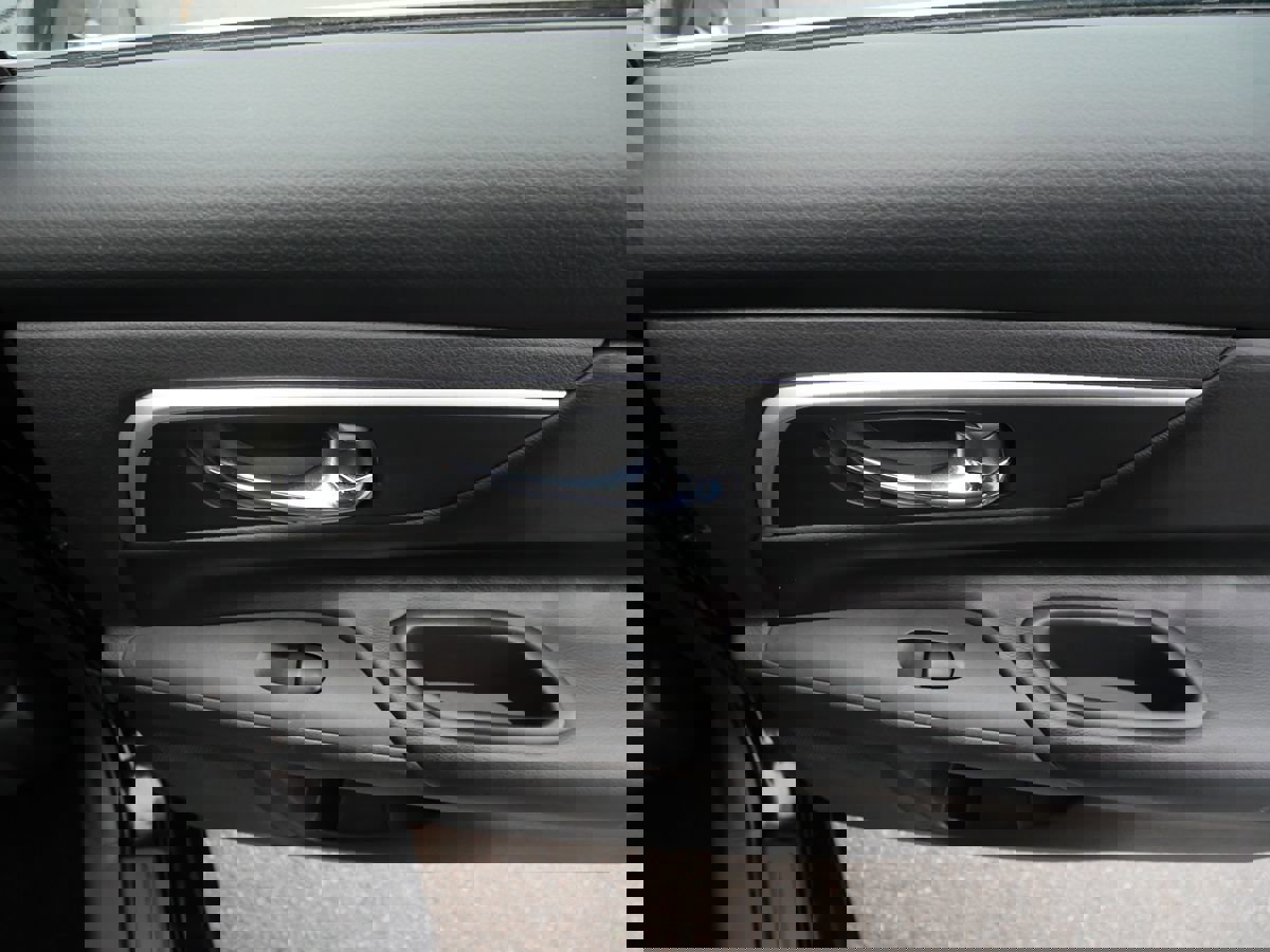 Used 2017 Nissan Altima 2.5 SR w/ Midnight Edition Package image 33