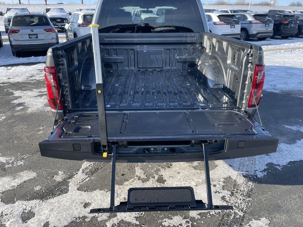 New 2026 Ford F150 XLT w/ XLT Chrome Appearance Package image 33