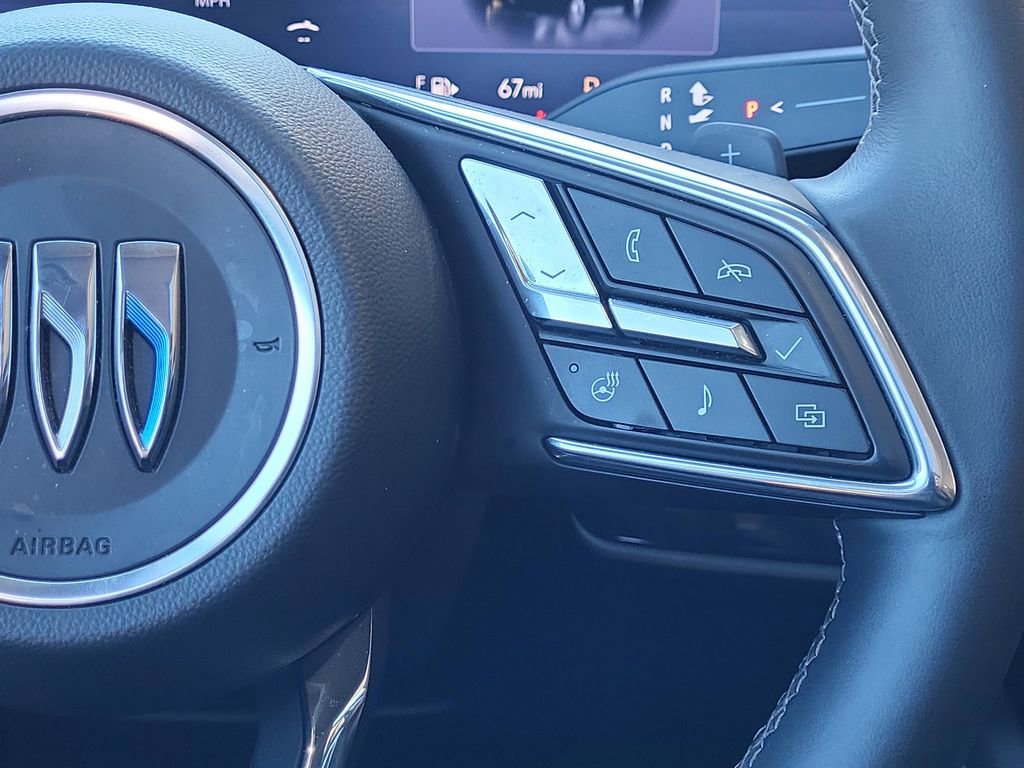 Used 2024 Buick Envision Avenir image 27