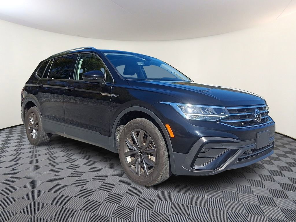 Used 2022 Volkswagen Tiguan SE