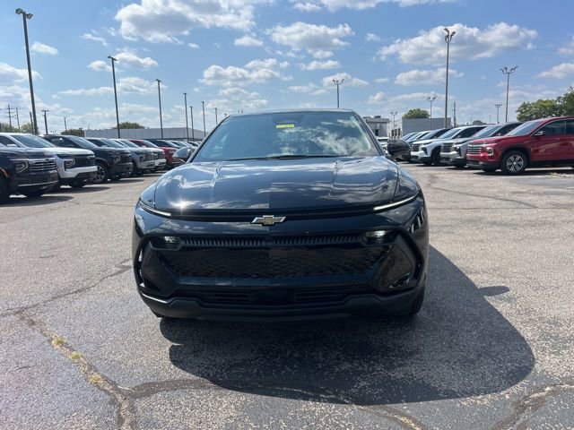 New 2026 Chevrolet Equinox EV LT image 8