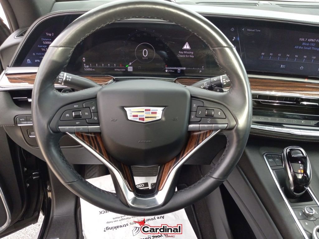 Used 2023 Cadillac Escalade ESV Premium Luxury image 29