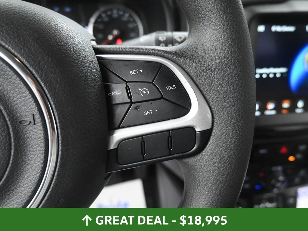 Used 2023 Jeep Renegade Latitude AWD/4WD image 33