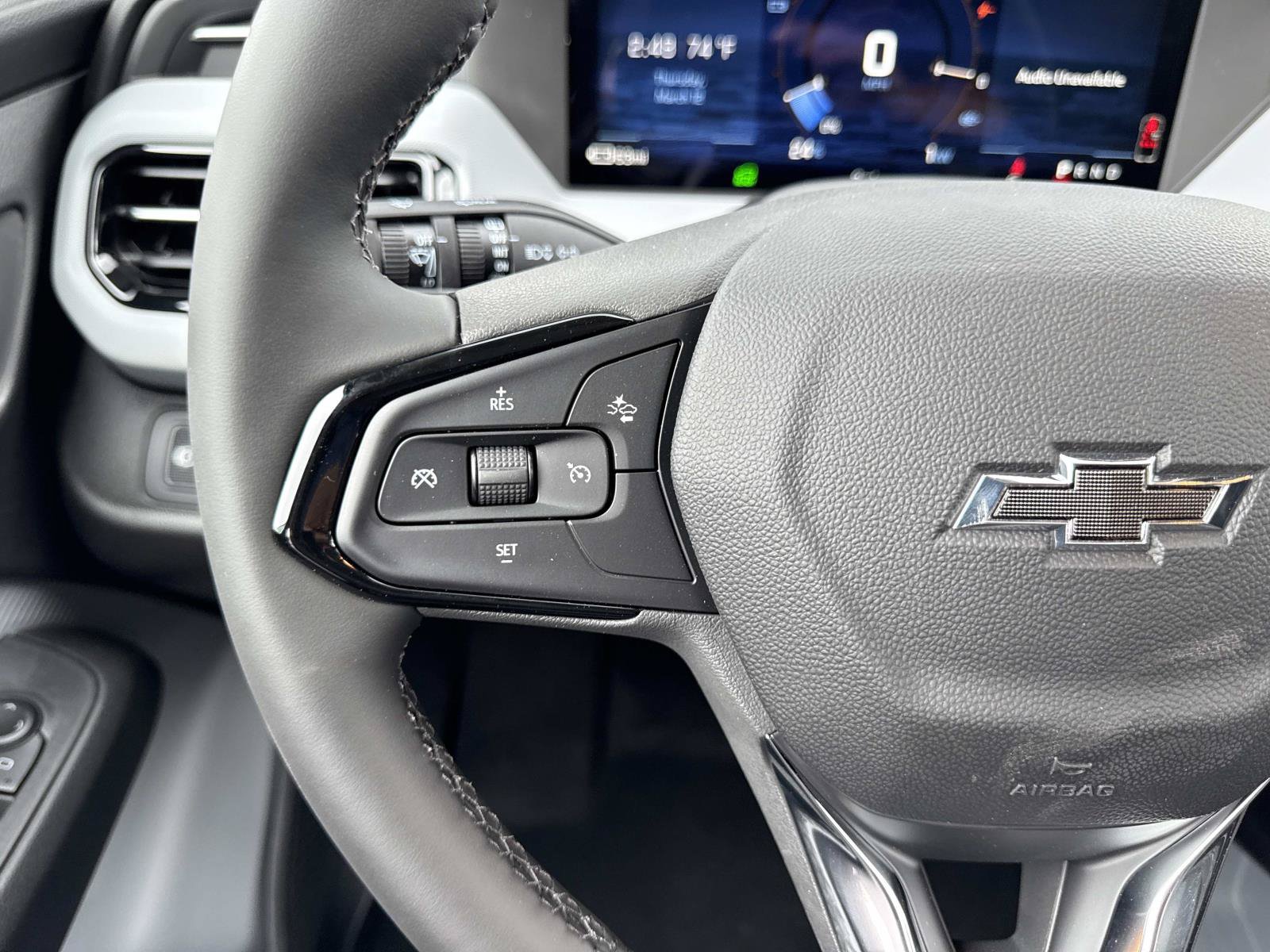 New 2027 Chevrolet Bolt LT w/ Comfort Package FWD image 15