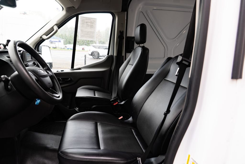 Used 2023 Ford Transit 250 Medium Roof image 17