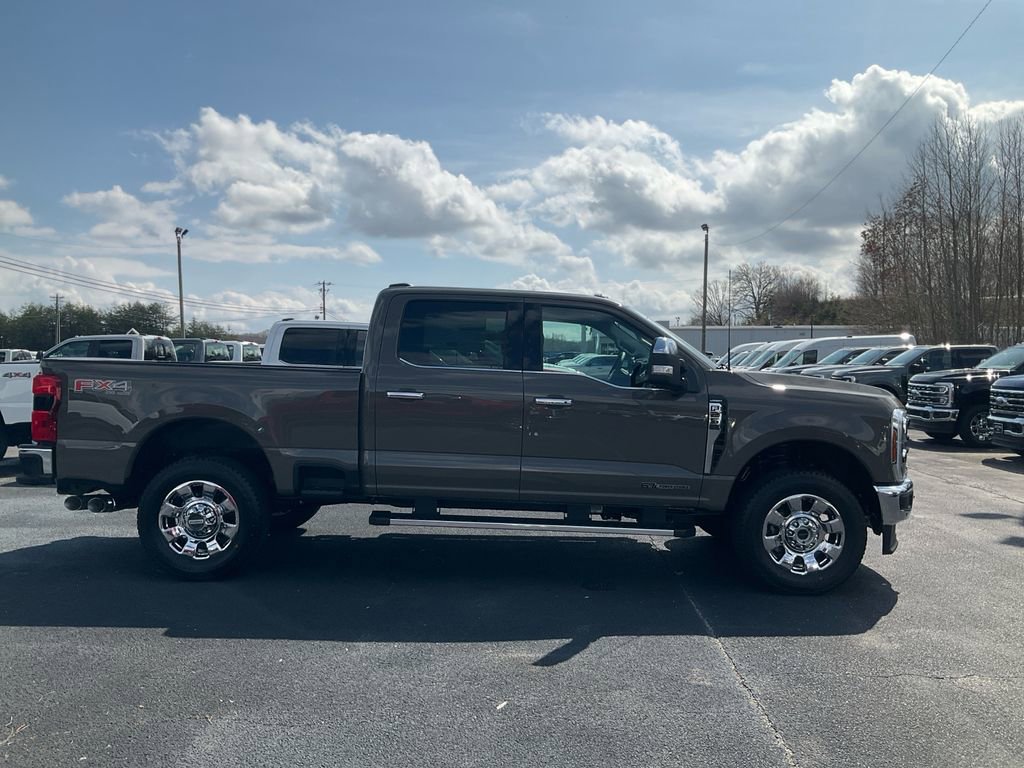 New 2026 Ford F250 Lariat w/ Chrome Package image 4