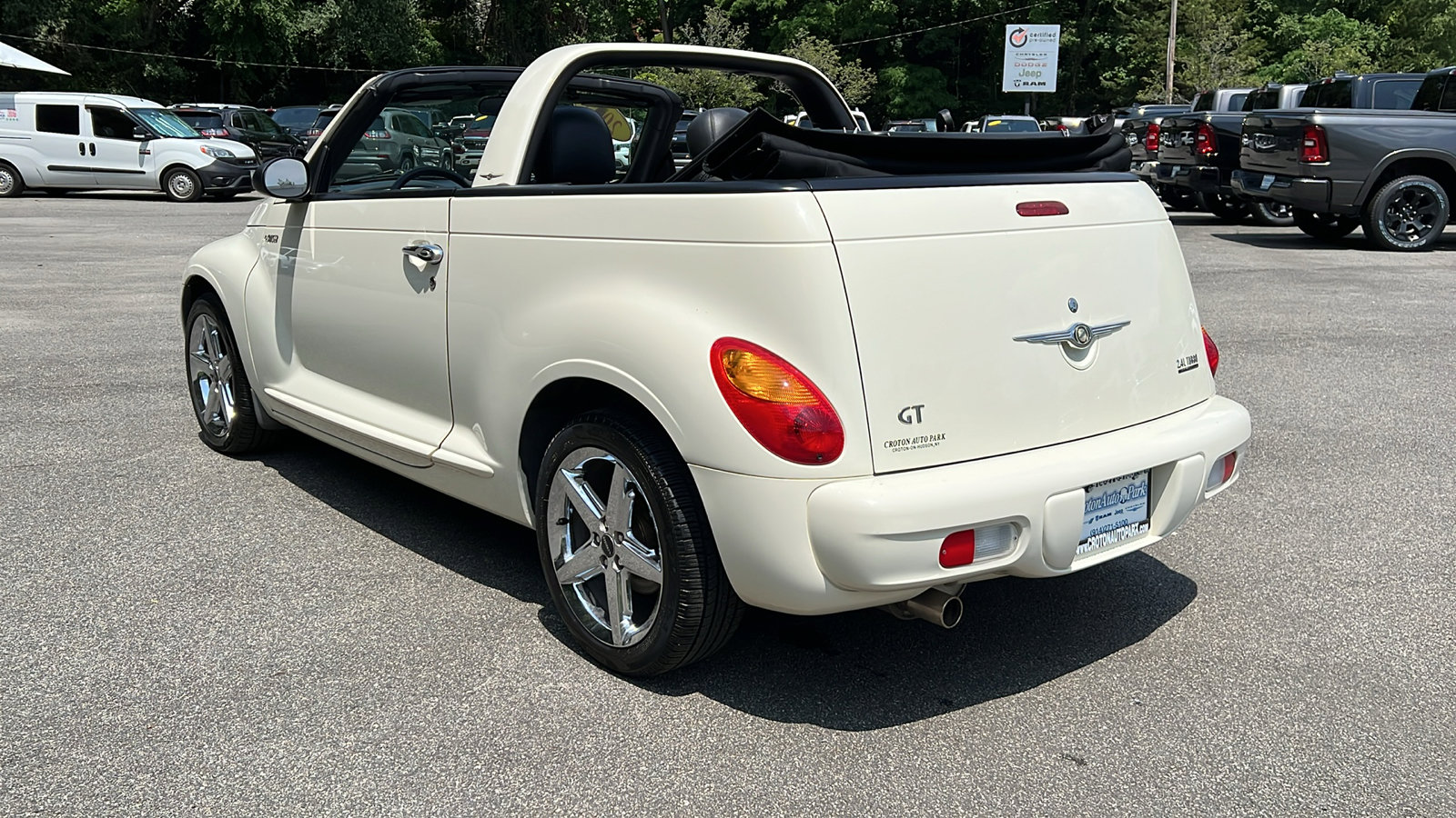 Used 2005 Chrysler PT Cruiser GT image 5