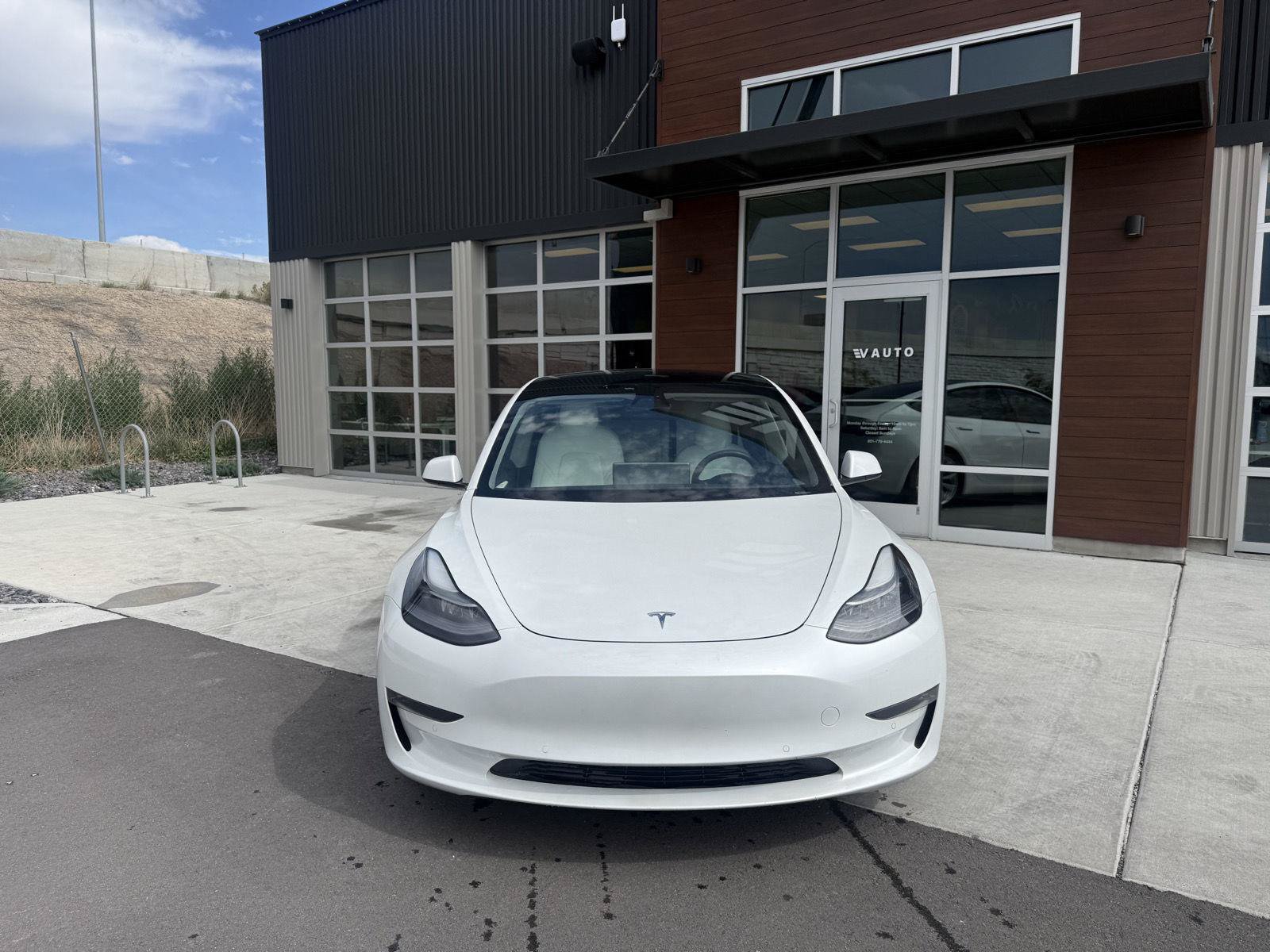 Used 2021 Tesla Model 3 Long Range AWD/4WD image 3