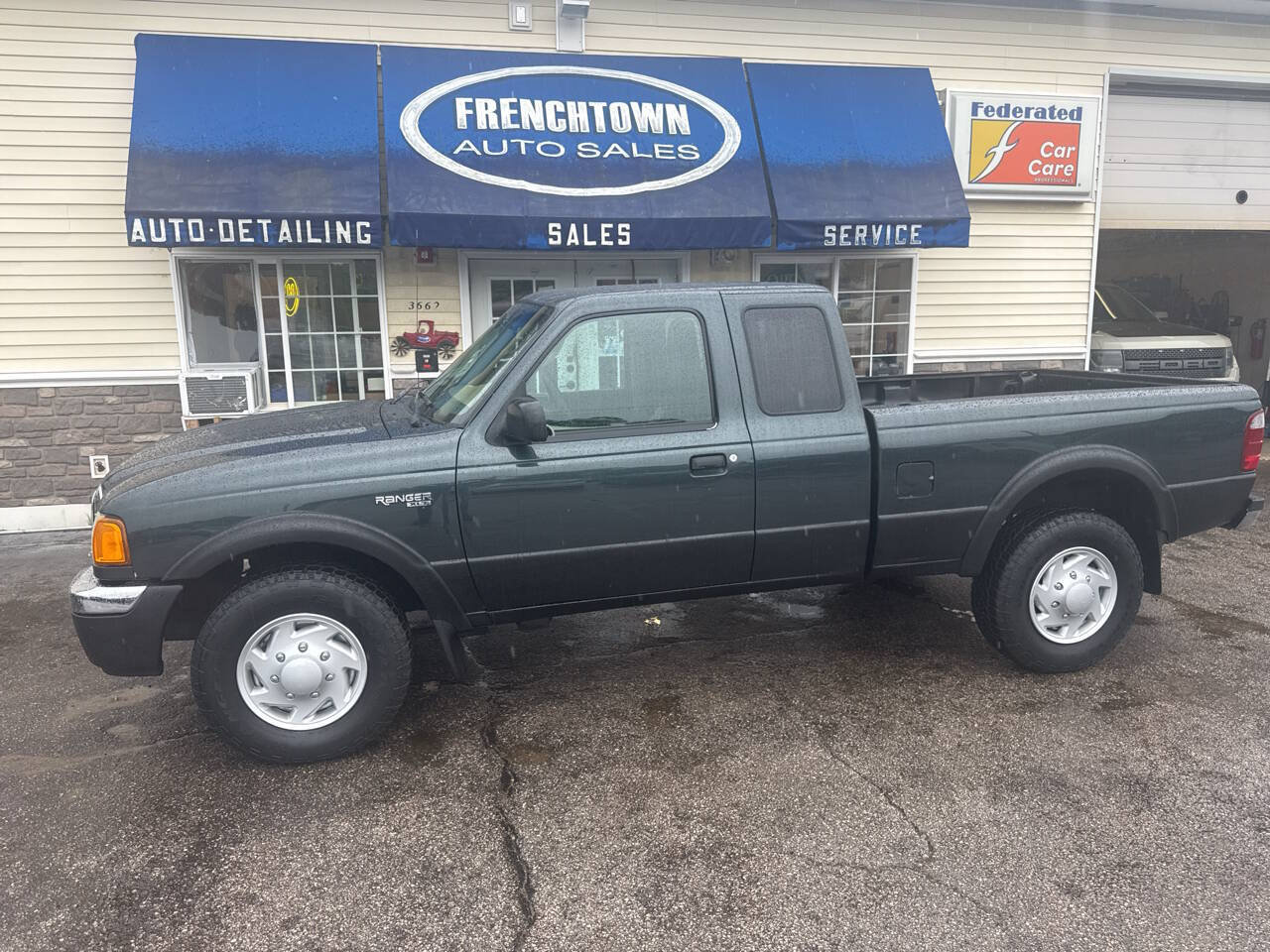 Used 2004 Ford Ranger XLT AWD/4WD image 3