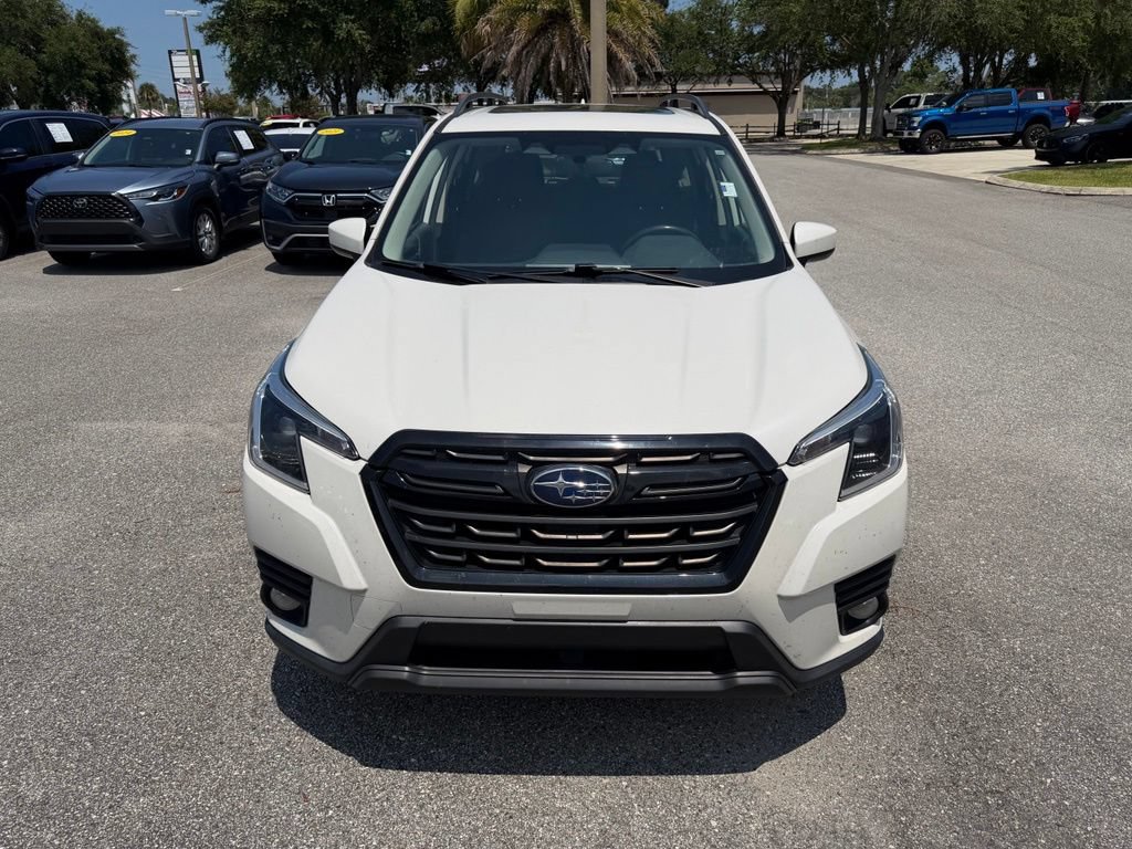 Used 2023 Subaru Forester Premium AWD/4WD image 14