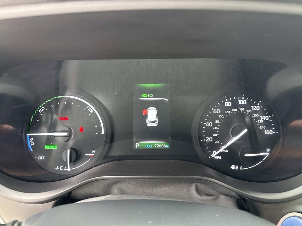 Used 2023 Toyota Sienna XLE image 37