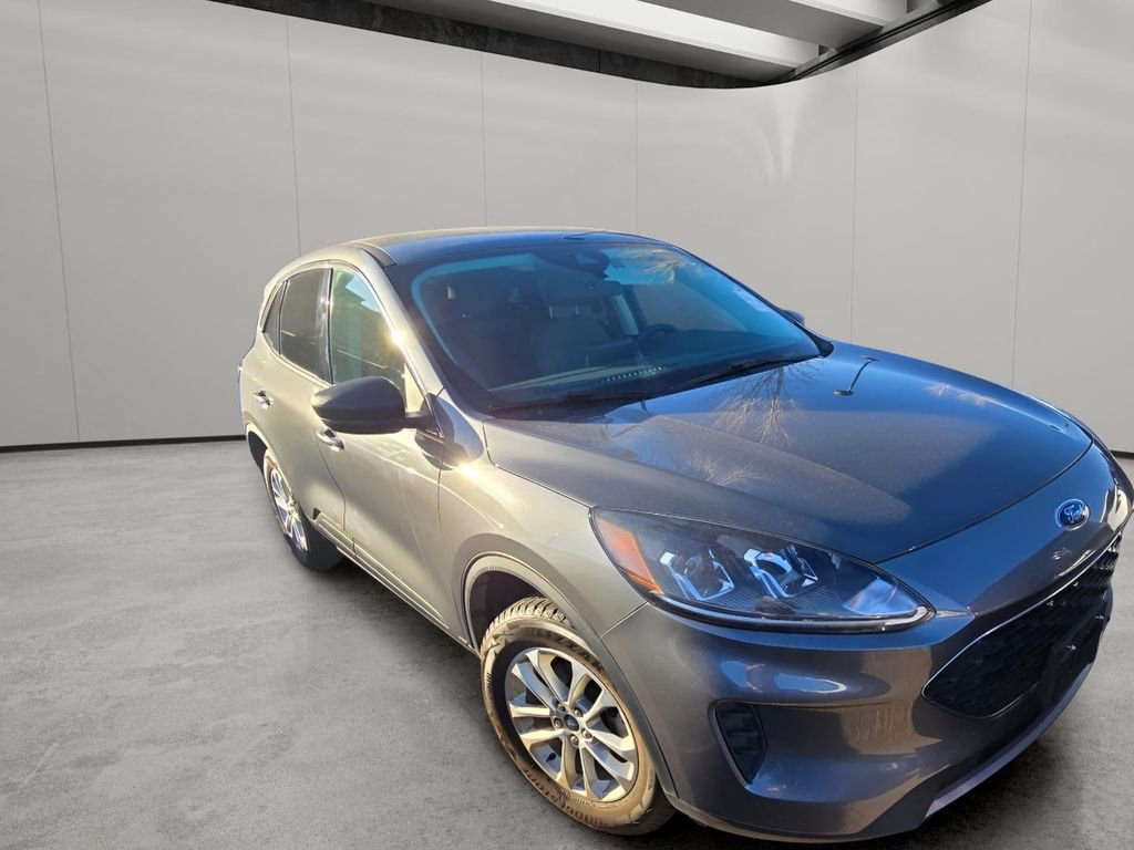 Used 2022 Ford Escape SE w/ Convenience Package image 7