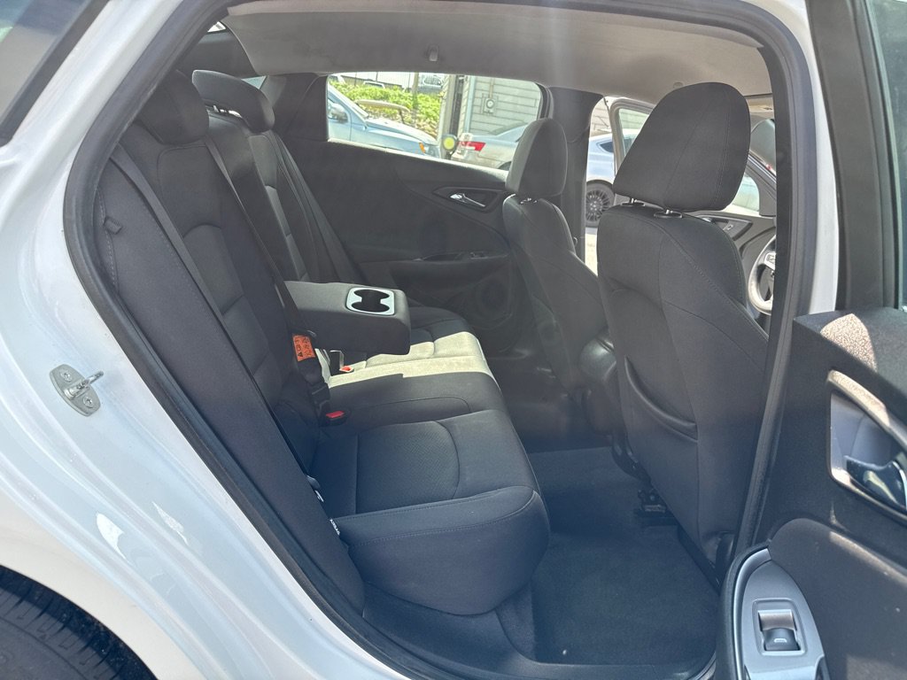 Used 2016 Chevrolet Malibu LS FWD image 11