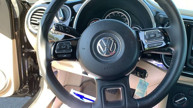 Used 2015 Volkswagen Beetle 1.8T FWD image 13