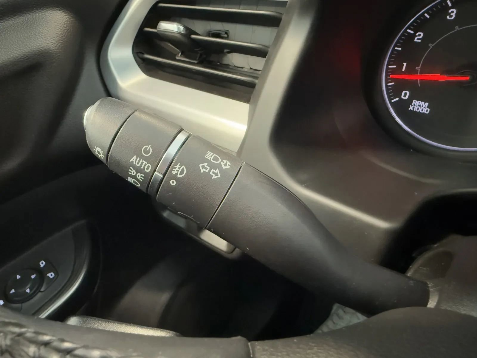 Used 2019 GMC Acadia SLT w/ Black Edition AWD/4WD image 36