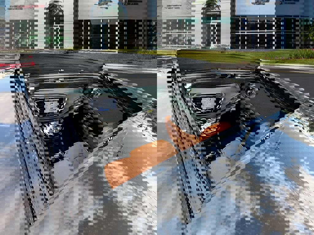 New 2026 Chrysler Pacifica Pinnacle w/ Trailer Tow Group image 31