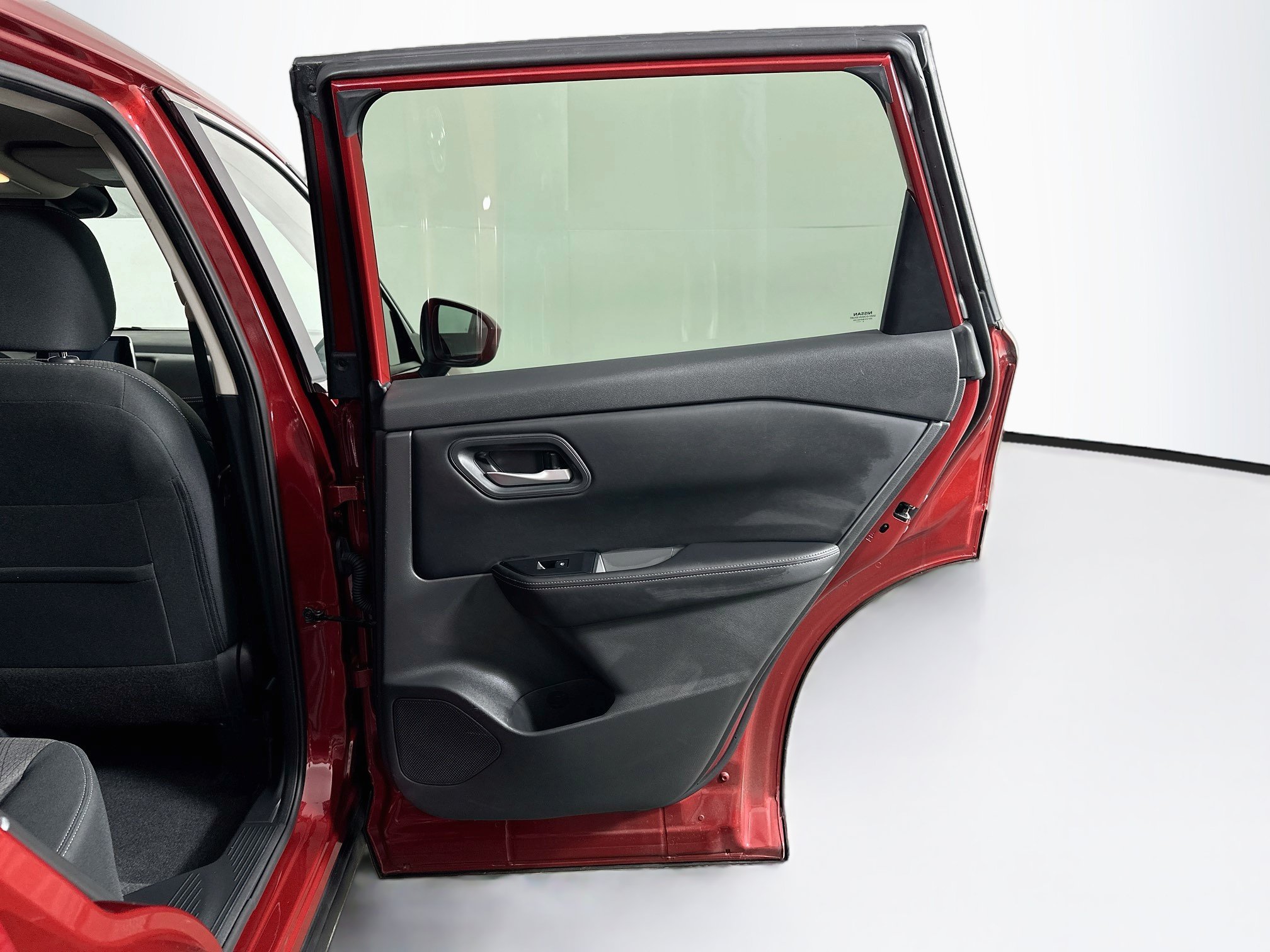 Used 2026 Nissan Rogue SV FWD image 29