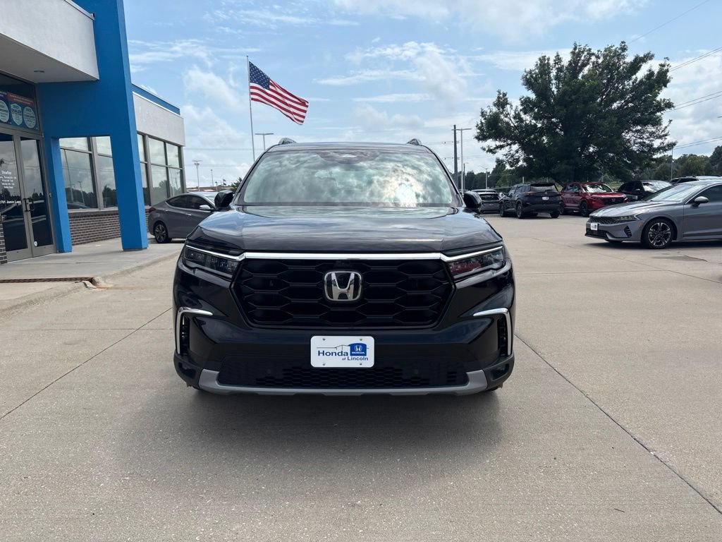 Certified 2023 Honda Pilot Elite image 2