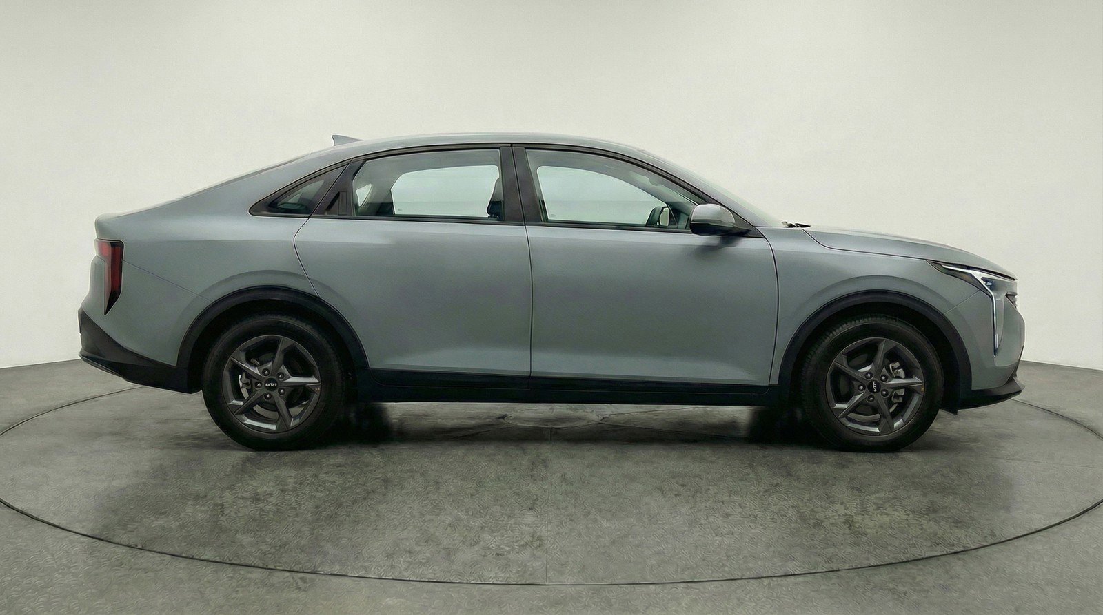 Used 2025 Kia K4 LXS image 11