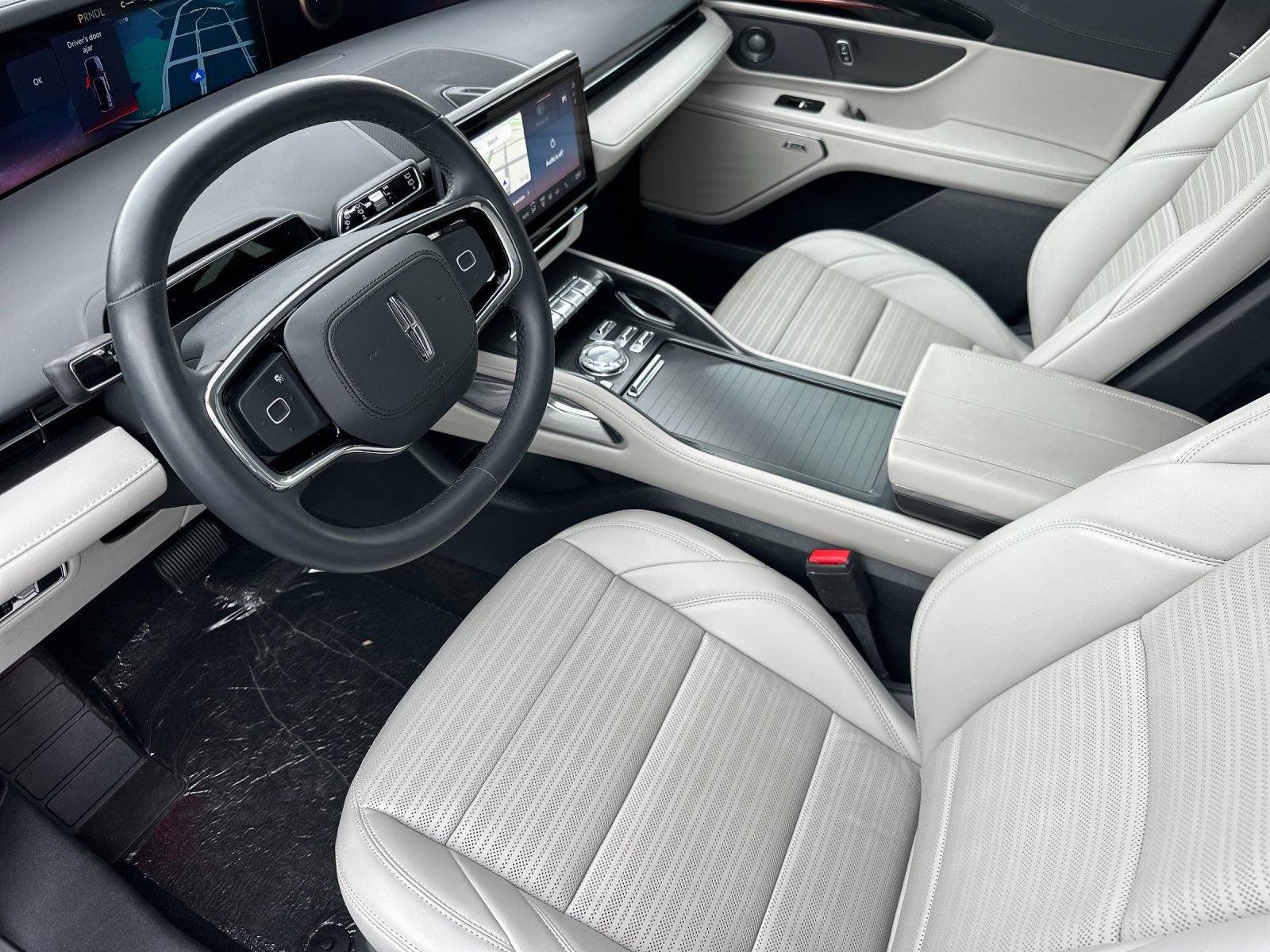 New 2026 Lincoln Nautilus Reserve AWD/4WD image 9