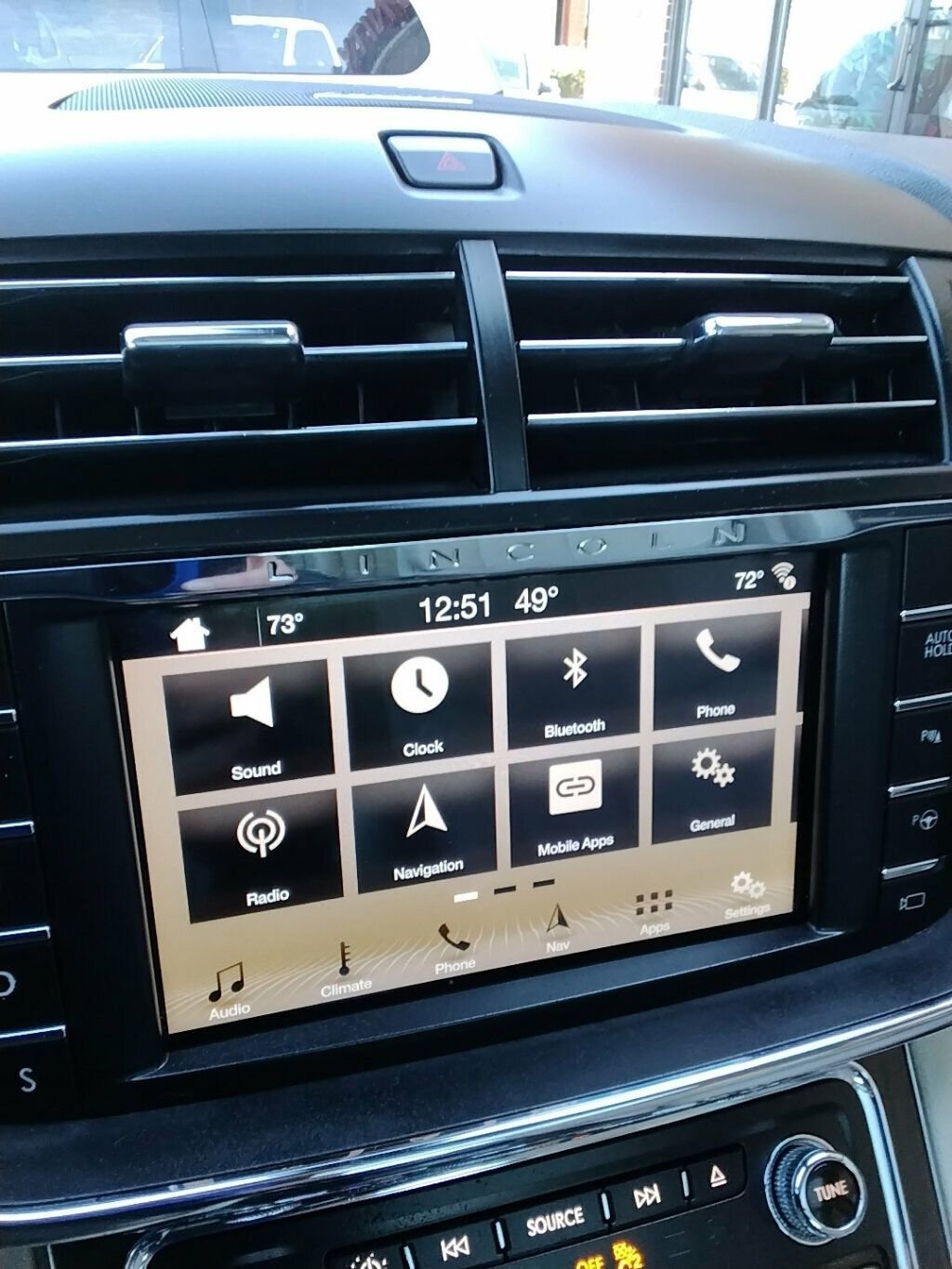 Used 2017 Lincoln Continental Reserve w/ Technology Package image 17