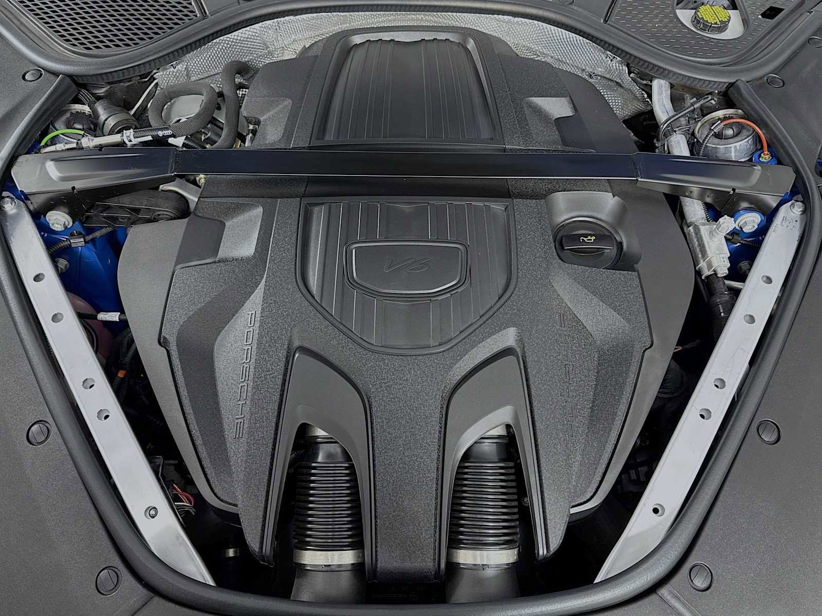 Certified 2025 Porsche Panamera image 31