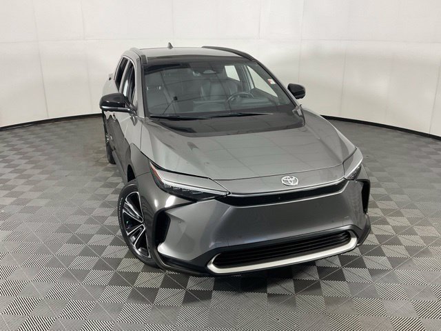 Used 2023 Toyota bZ4X AWD w/ Weather Package image 35
