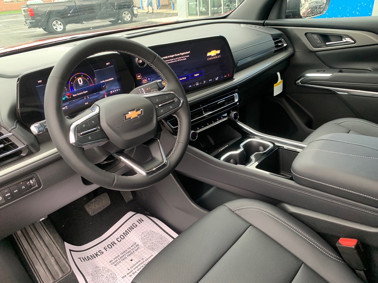 New 2027 Chevrolet Traverse LT w/ Sun and Wheel Package AWD/4WD image 12
