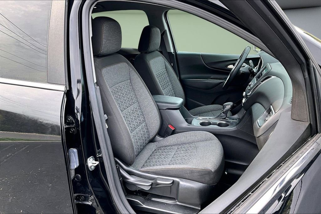 Used 2024 Chevrolet Equinox LT image 29