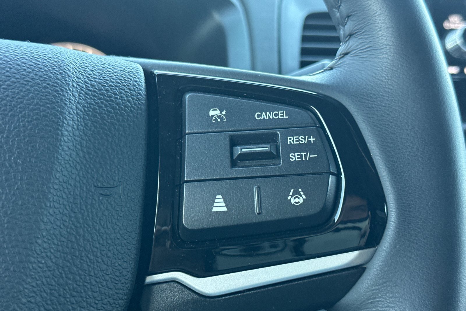 Used 2026 Honda Odyssey Touring image 37