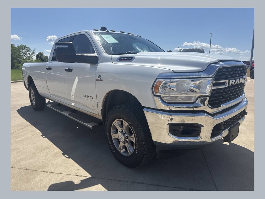 Used 2024 RAM 3500 Lone Star AWD/4WD image 1