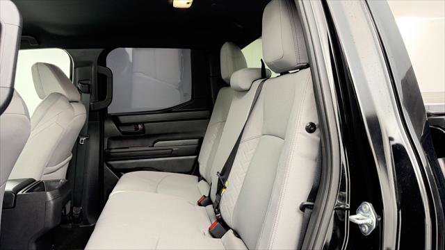 Used 2025 Toyota Tacoma SR5 image 17