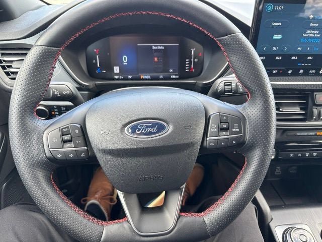 Used 2024 Ford Escape ST-Line w/ Tech Pack #1 AWD/4WD image 14