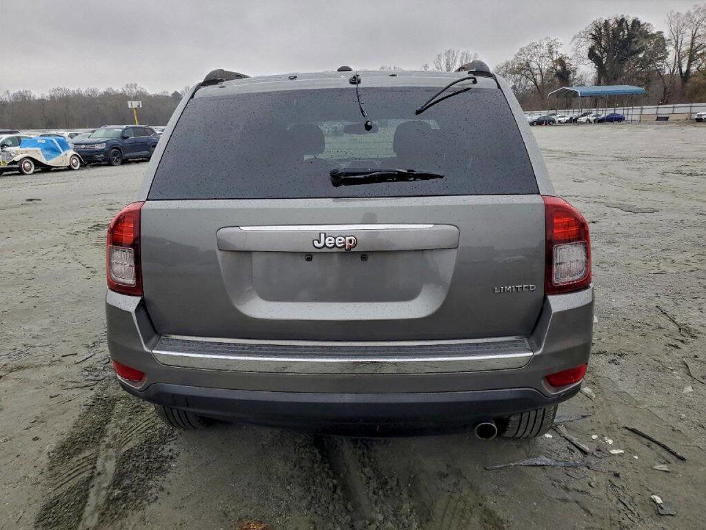 Used 2014 Jeep Compass Limited FWD image 5
